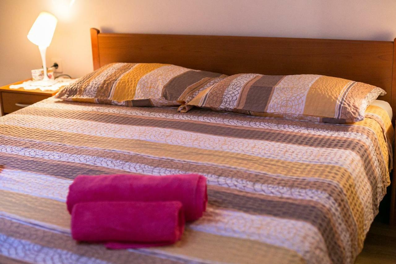 Amela Apartmán Pula