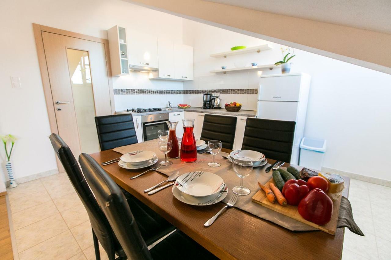 Amela Apartmán *